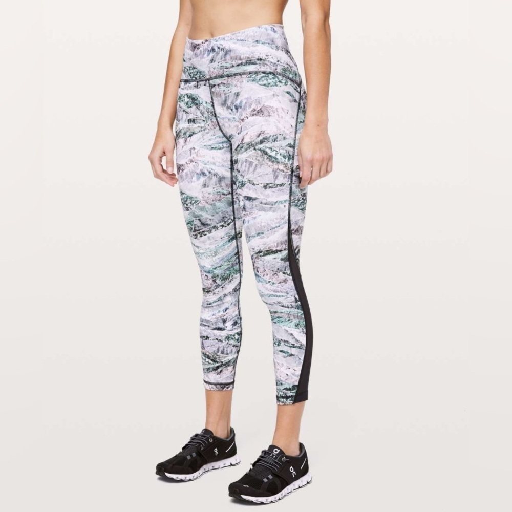 Lululemon Springscape Multi Obsidian Train Times Activewear Pant 25" Women’s 4